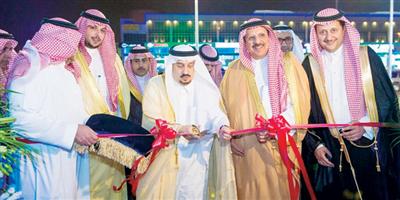 أمير منطقة الرياض يفتتح أكبر صالة عرض لوكيل فورد في العالم 