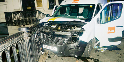  السيارة التي استخدمها الإرهابيون في تنفيذ هجوم لندن