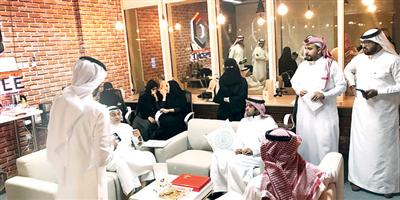 د. غسان السليمان  يزور مركزًا  لتجمع المشاريع الصغيرة و الناشئة ورياديي الأعمال للوقوف على احتياجاتهم 