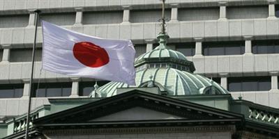 المركزي الياباني يبقي على سياسة التيسير النقدي دون تغيير 