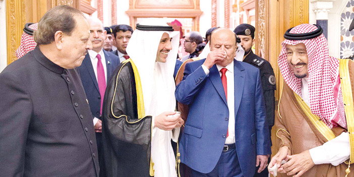  خادم الحرمين يتبادل الحديث مع الرئيسين الباكستاني واليمني ورئيس مجلس الأمة الكويتي