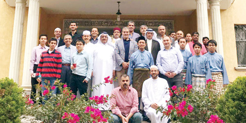   عدد من السفراء العرب والمسلمين يشاركون في الحفل