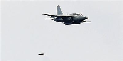 القوات الفلبينية تستأنف الهجمات الجوية ضد المسلحين  