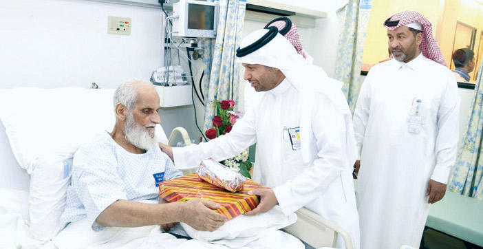 طبية جامعة الملك سعود تعايد المرضى المنومين 