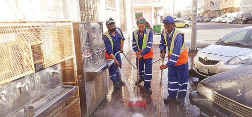  انتشار لعمال النظافة في شوارع حاضرة الدمام