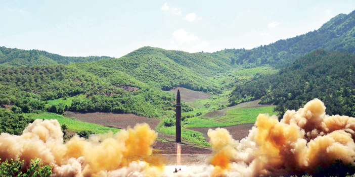    اللحظات الأولى لانطلاق الصاروخ البالستي الكوري الشمالي