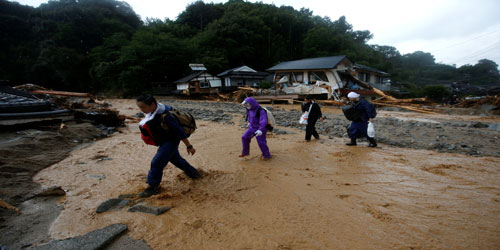 إجلاء الآلاف بوسط وشمال شرق اليابان بسبب الأمطار الغزيرة 