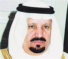 أبناء المغفور له الأمير عبدالرحمن بن عبدالعزيز يستقبلون المعزين في قصره بالمربع 