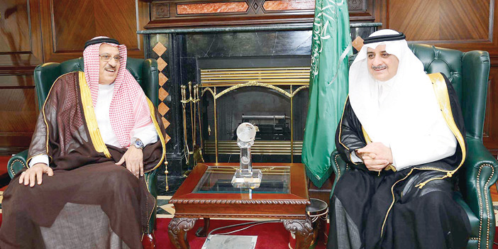  الأمير فهد بن سلطان والمدرب الوطني خليل الزياني