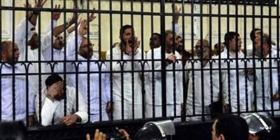 الإعدام لـ(12) من أنصار مرسي متهمين بالقتل 