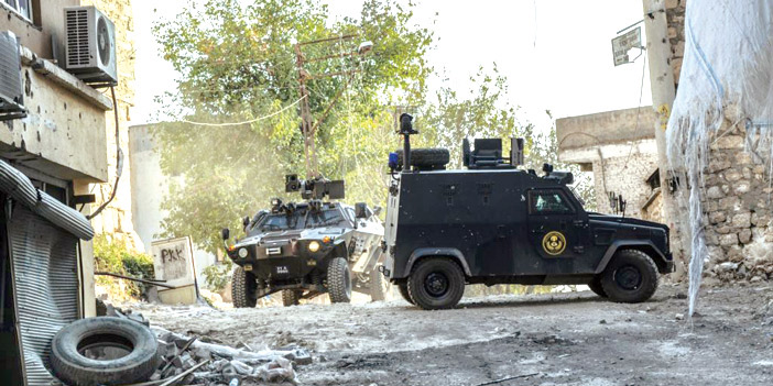  الأمن التركي في مداهمة لأحد أوكار المتمردين البي كي كي