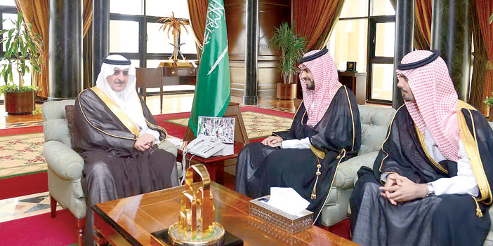  الأمير فهد بن سلطان يلتقي الحقباني