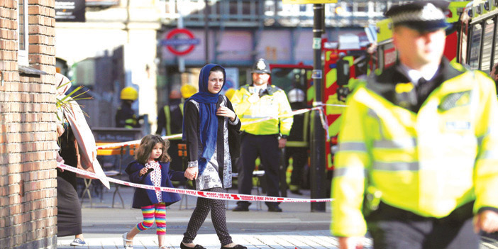  انتشار للشرطة البريطانية بعد انفجار عبوة ناسفة بمترو أنفاق لندن