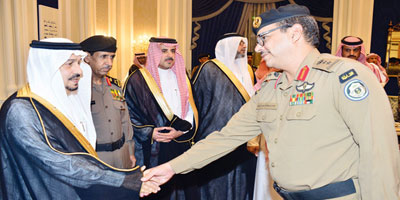 أمير منطقة الرياض يستقبل أصحاب السمو الأمراء والمعالي وكبار المسؤولين وأعضاء اللجنة الأمنية الدائمة 