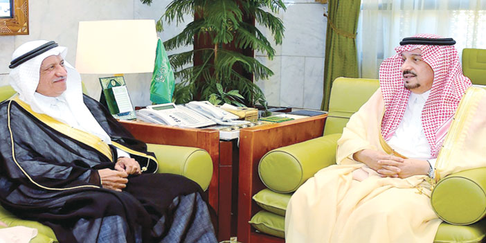 الأمير فيصل بن بندر يستقبل رئيس مجلس إدارة شركة «سابك» 