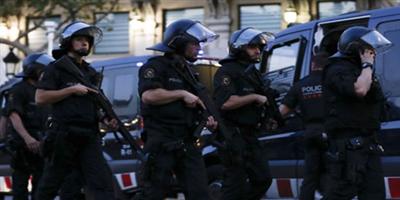 السلطات الإسبانية تفتش مقرات الشرطة الكاتالونية 