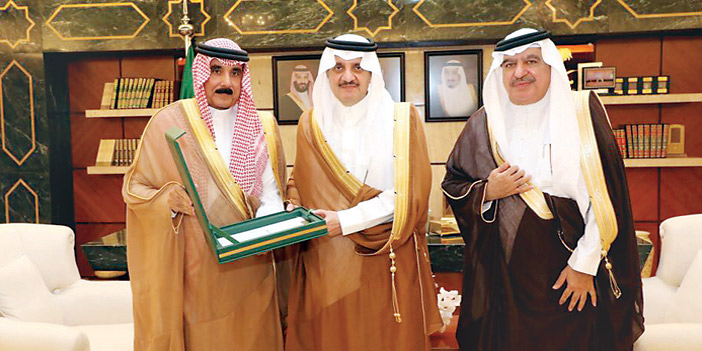 ‏الأمير سعود بن نايف خلال استقبال اليحيى