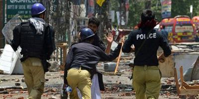 مقتل ثلاثة أشخاص بهجوم انتحاري في باكستان 