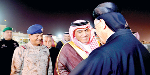  السبهان خلال استقباله غبطة البطريرك مار بشارة لدى وصوله الرياض