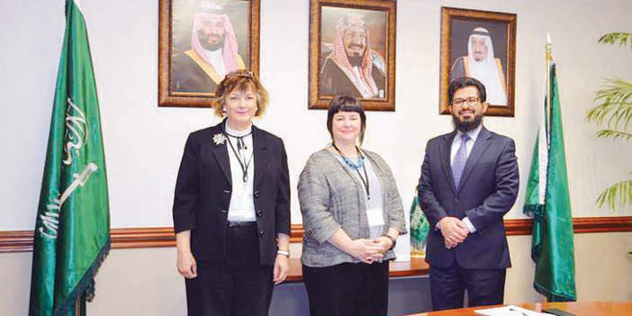 وفد من جامعة فانكوفر ايلاند يزور الملحقية الثقافية السعودية في كندا 
