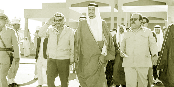  الملك سلمان بن عبدالعزيز في لقاءات سابقة مع الراحل ياسر عرفات