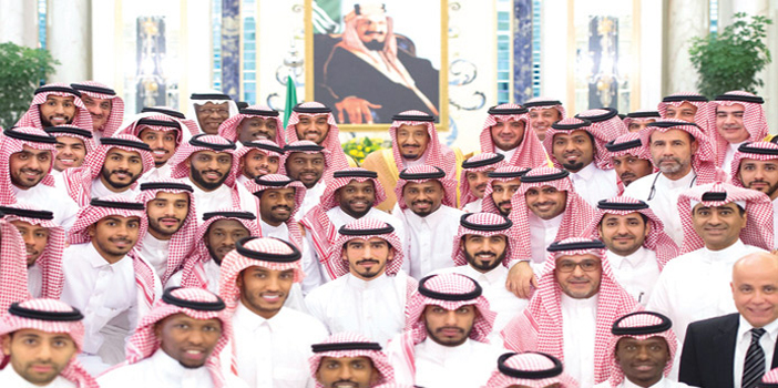  خادم الحرمين الشريفين يكرِّم المنتخب السعودي بمناسبة صعوده لكأس العالم
