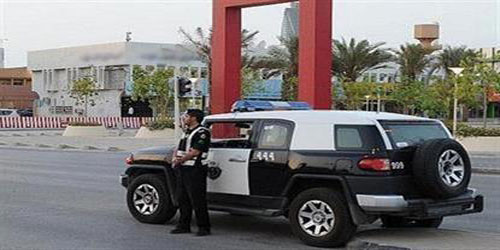 شرطة الرياض تطيح بشخص وثَّق تصرفًا مشينًا له بمواقع التواصل الاجتماعي 