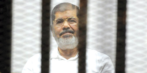  مرسي أمام محكمة جنايات القاهرة في قضية التخابر