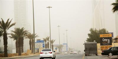 موجة غبار تجتاح الرياض.. والصحة تقدم 3 خطوات للوقاية 