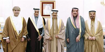 رئيس الوزراء البحريني ينوه بجهود السعودية في صد الأخطار وإفشال المؤامرات 