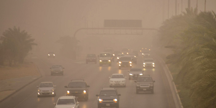   موجة الغبار على مدينة الرياض