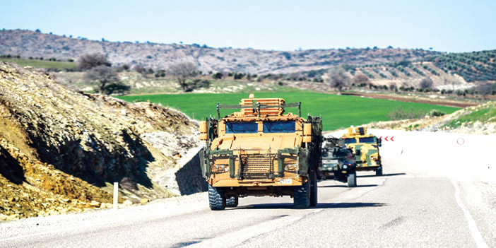 آليات الجيش التركي تذهب إلى بلدة عفرين السورية