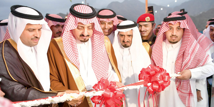  الأمير فيصل بن خالد يدشن المشاريع التنموية