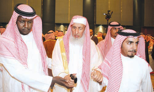 الأمير نهار بن سعود يحتفل بزفاف نجله الأمير محمد بكريمة الأمير