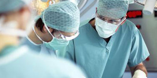 في عملية جراحية تُعد الأولى على مستوى العالم 