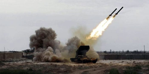 «الدفاع الجوي» يعترض صاروخين اطلقتهما الميليشيات الحوثية 