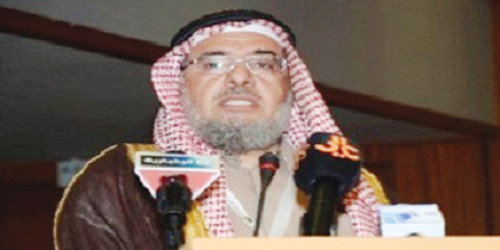  الصامل يلقي كلمته في مؤتمر الأدب في مواجهة الإرهاب
