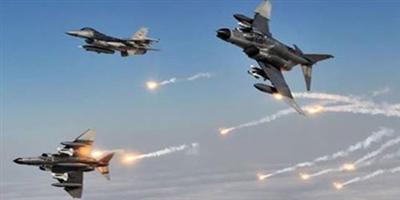 الطيران العراقي يقصف داعش في سوريا 