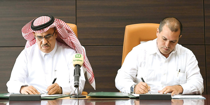  رئيس وكالة الأنباء السعودية عبد الله الحسين يوقع مذكرة التفاهم