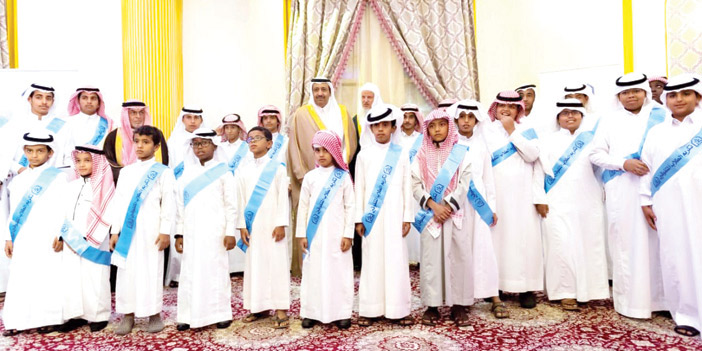 أمير منطقة الباحة خلال رعايته حفل «اكناف»