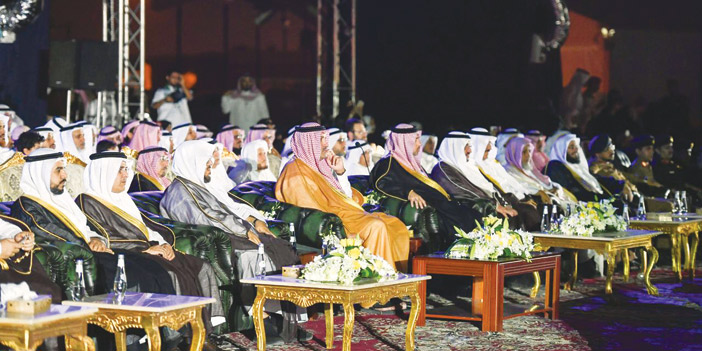  الأمير فيصل بن سلمان خلال رعايته تدشين المبادرة