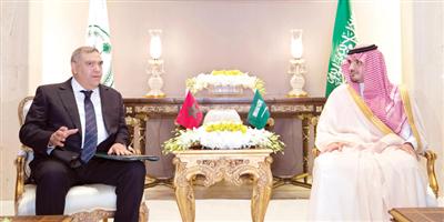 الأمير عبدالعزيز بن سعود بحث مع وزير الداخلية المغربي المستجدات الدولية 