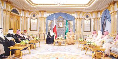 سمو ولي العهد يبحث المستجدات الإقليمية مع ولي عهد مملكة البحرين 
