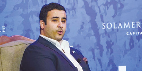  الأمير خالد بن سلمان متحدثاً للمؤتمر