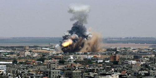 الاحتلال يشن 9 غارات على غزة ويعتقل 13 فلسطينياً في الضفة 