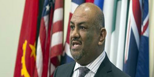 وزير الخارجية اليمني: «الشرعية والتحالف» حريصان على تجنيب مدينة وميناء الحديدة أي مواجهات عسكرية 