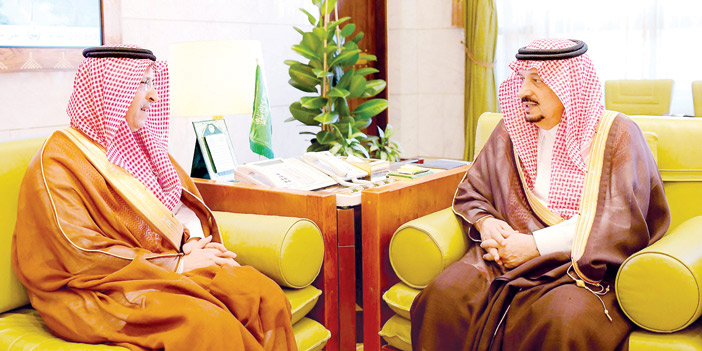  أمير منطقة الرياض مستقبلاً الأمين العام لـ«موهبة»