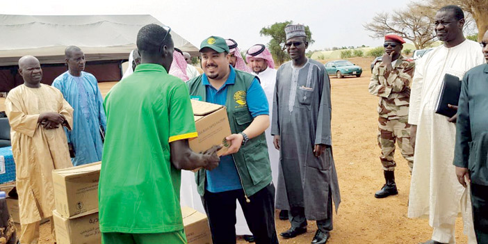  تسليم 100 طن من التمور هدية المملكة للنيجر