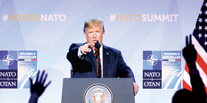  الرئيس الأمريكي دونالد ترامب خلال مؤتمر صحفي في قمة الناتو ببروكسل