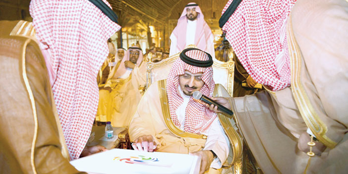  الأمير فيصل بن خالد يدشن فعاليات المهرجان